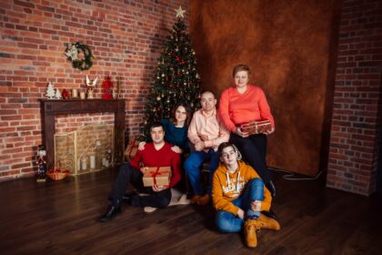 Photo family loyalty criminal