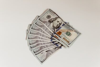 Photo recover money scammer