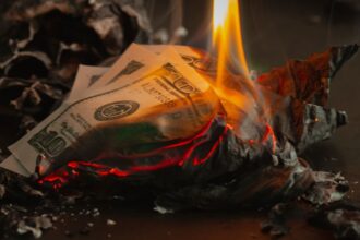 Photo financial disaster
