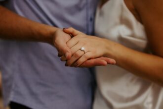 Photo wife chooses ex
