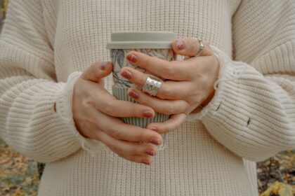 Photo financial infidelity