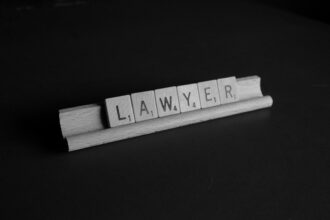 Photo real estate lawyer