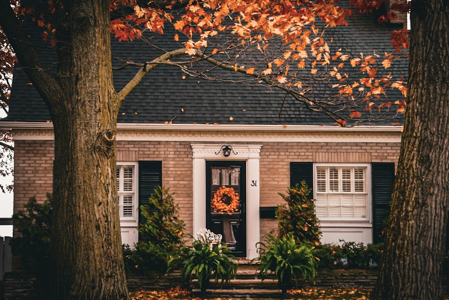 Photo forging a house deed