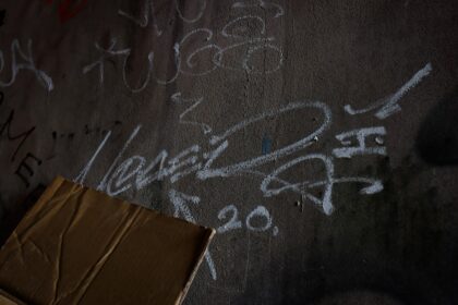 Photo forged signature
