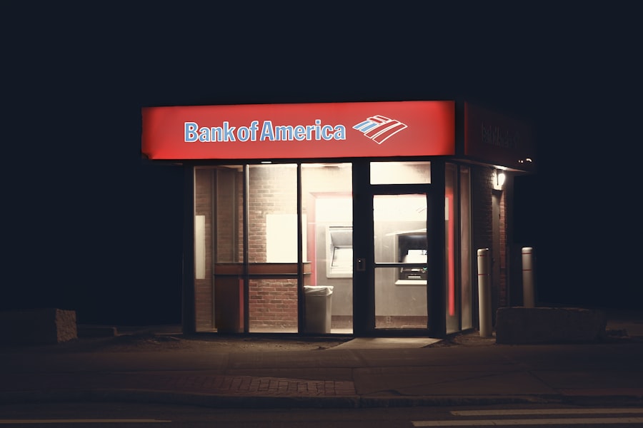 Photo bank teller fraud