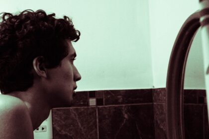 Photo relationship drama