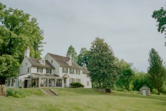 Photo estate battle family secrets