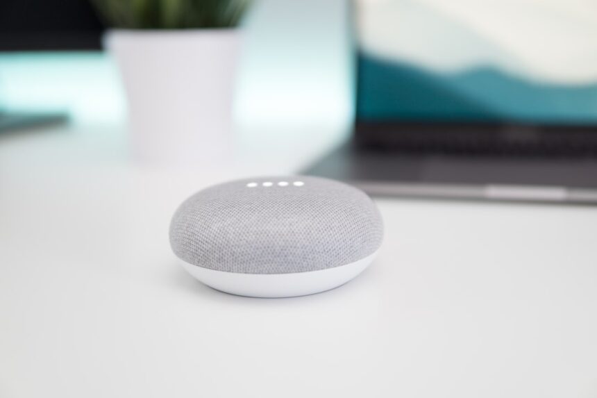 Photo smart speaker