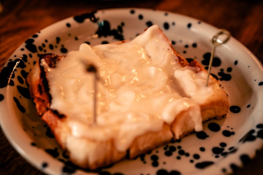 Photo gravy toast