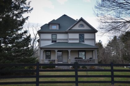 Photo house listed for sale