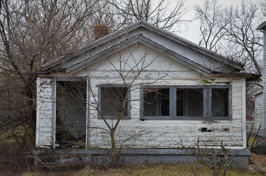 Photo foreclosure auction strategy