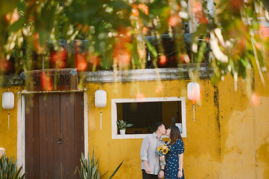Photo porch kiss