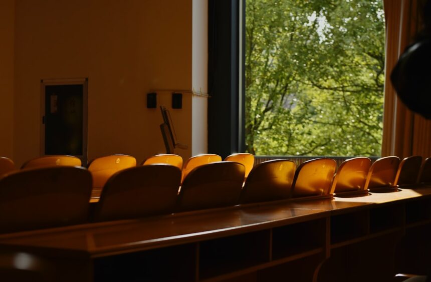 Photo courtroom drama