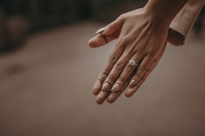 Photo engagement ring financing dispute