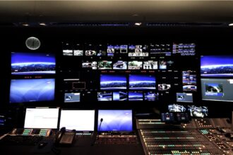 Photo smart tv media server