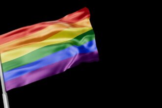 Photo relationship red flags