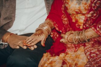 Photo tracked wifes illegal transactions