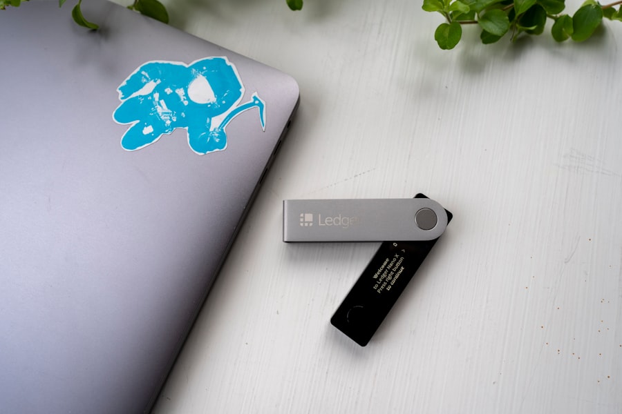 Photo hardware wallet