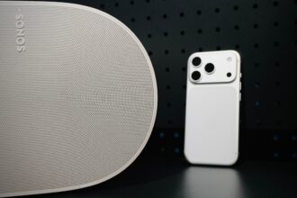 Photo smart speaker