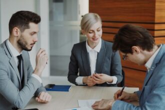 Photo serving legal papers