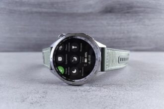Photo smart home watch