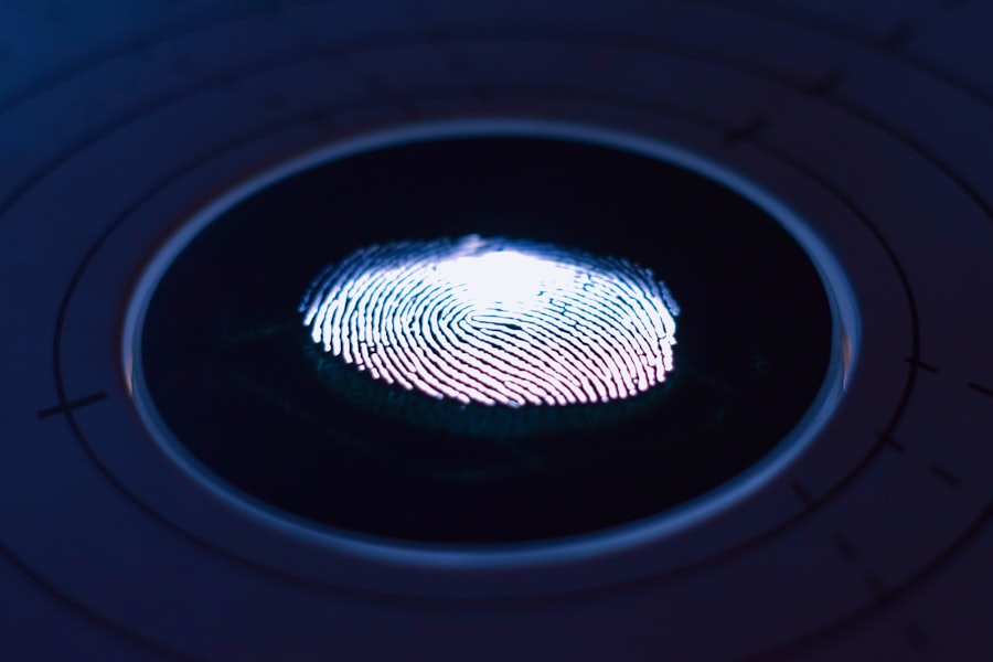 Photo iPhone lens profile forgery detection
