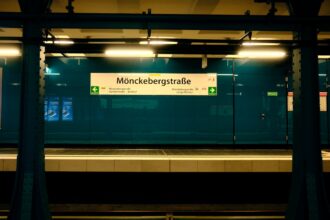 Photo monotonic counter