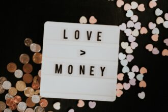 Photo financial infidelity