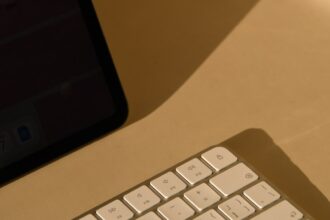 Photo track ip addresses