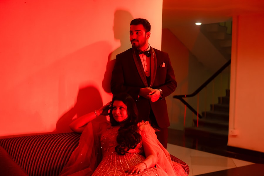 Photo neon wedding drama