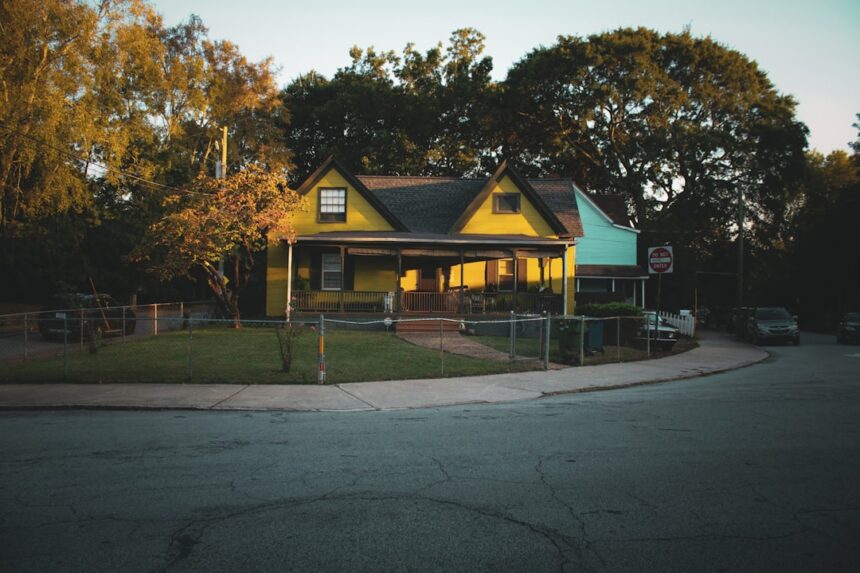 Photo fiancée skipped house closing