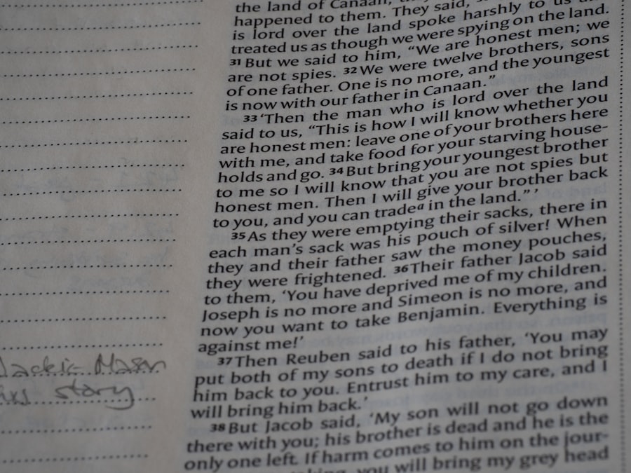 Photo catch brother stealing inheritance