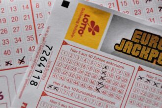 Photo lottery and divorce