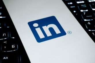 Photo linkedin stalking